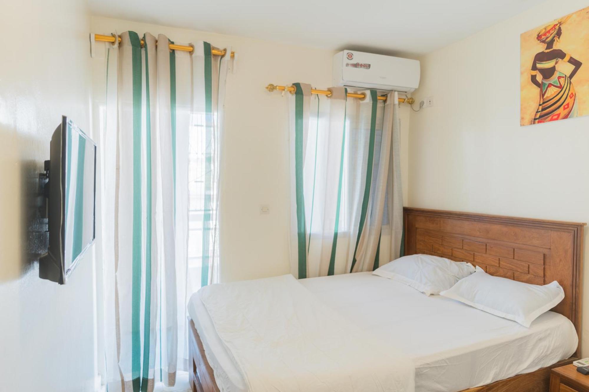 Residence Kane Diallo- Appartements Elegants Et Centraux A ダカール エクステリア 写真